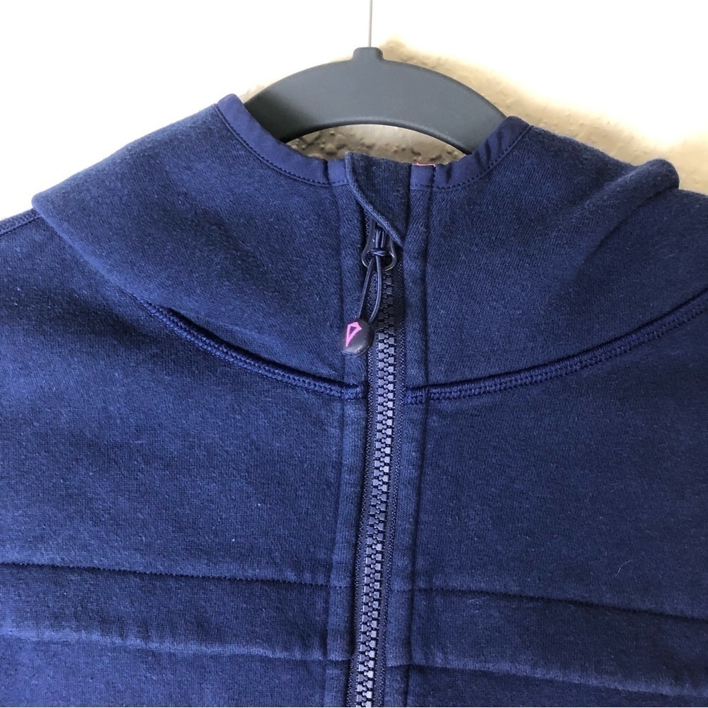 Ivivva Jacket 🎉 - Picture 3 of 9